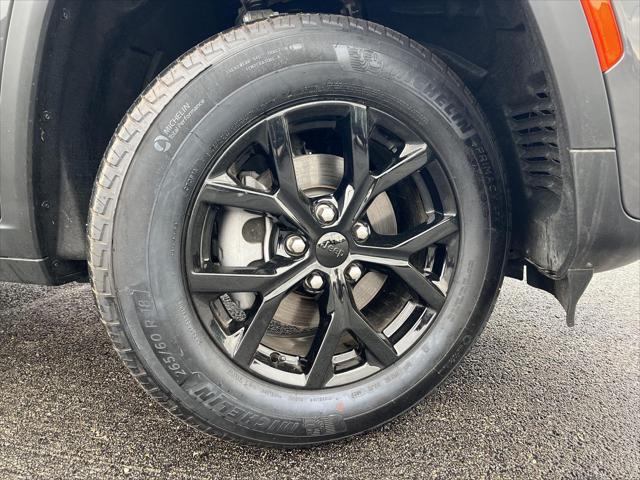 2026 Jeep Grand Cherokee GRAND CHEROKEE LAREDO ALTITUDE 4X4