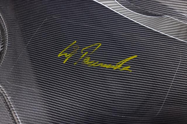 2015 Porsche 918 Spyder Liquid Metal Silver Carbon Interior Pack Carbon Diffuser Blades Front Lift