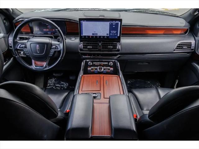 2024 Lincoln Navigator Premiere L
