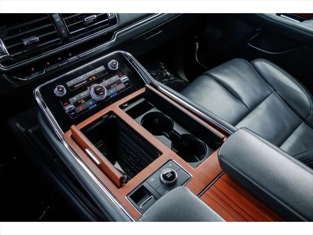 2024 Lincoln Navigator Premiere L
