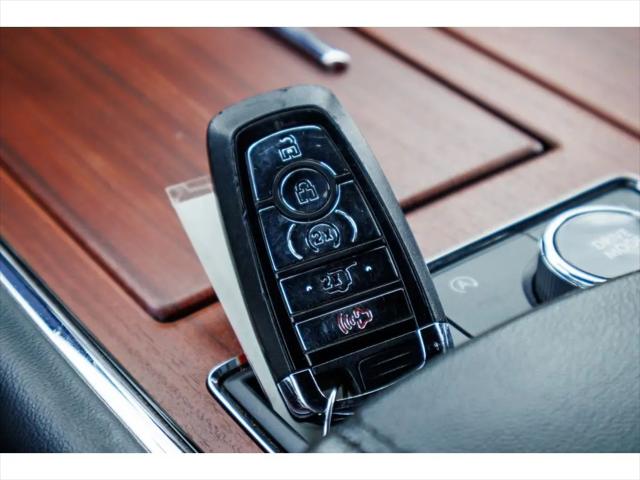 2024 Lincoln Navigator Premiere L