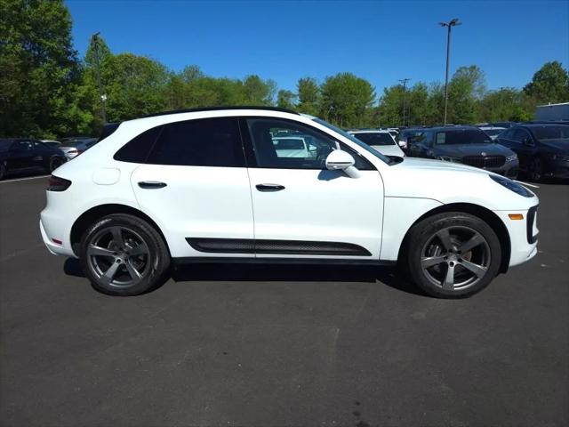 2023 Porsche Macan T