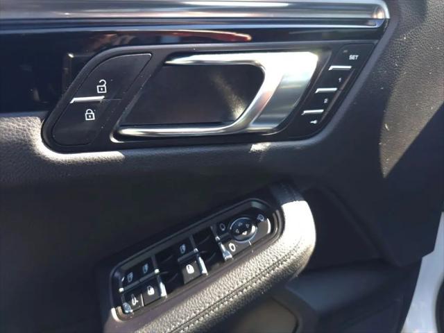 2023 Porsche Macan T