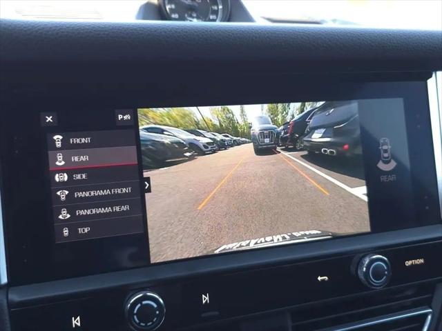 2023 Porsche Macan T