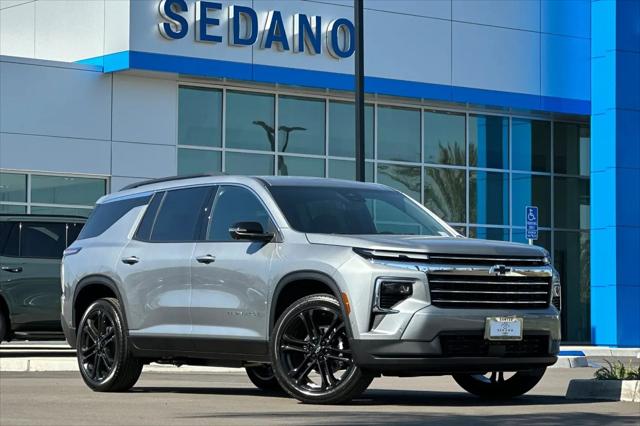 2026 Chevrolet Traverse FWD LT