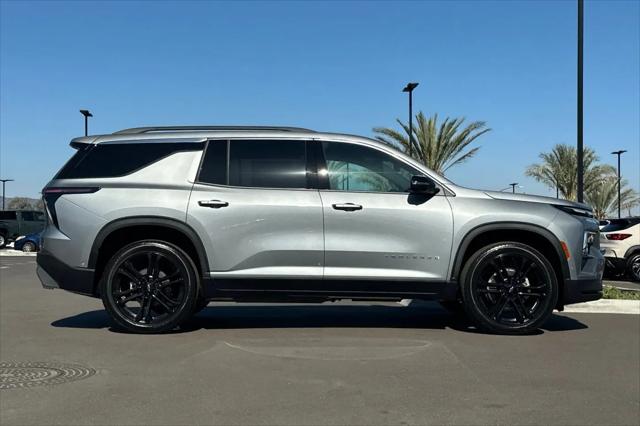 2026 Chevrolet Traverse FWD LT