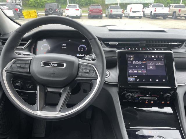 2023 Jeep Grand Cherokee Laredo 4x4 2023 Jeep Grand Cherokee Laredo 4x4