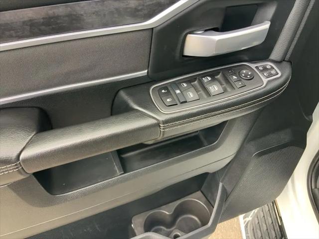 2024 Ram 3500 Big Horn Crew Cab 4x4 8' Box
