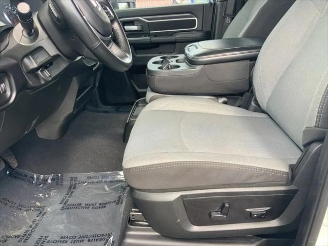 2024 Ram 3500 Big Horn Crew Cab 4x4 8' Box