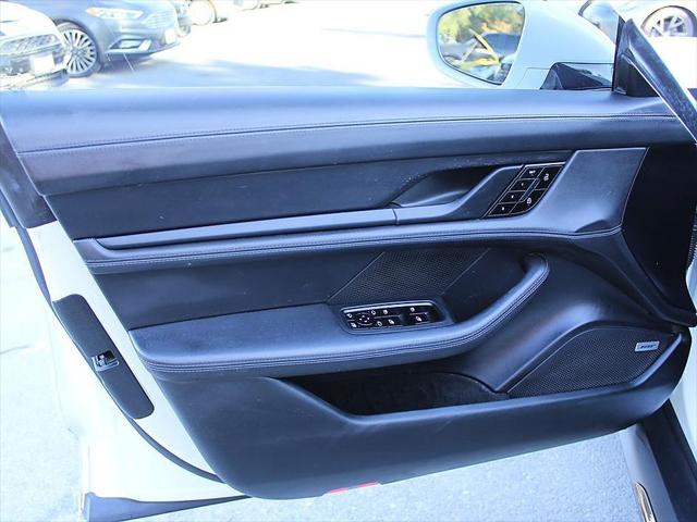 2020 Porsche Taycan Turbo