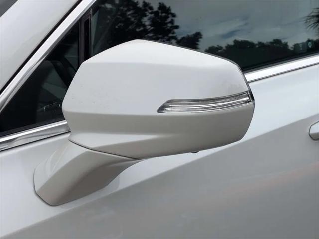 2023 Cadillac XT4 FWD Premium Luxury