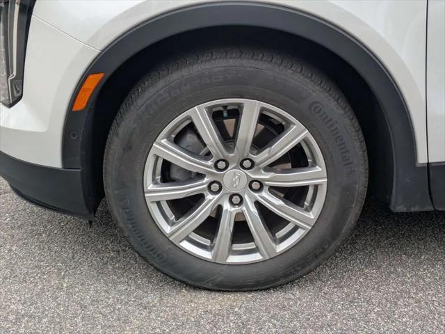 2023 Cadillac XT4 FWD Premium Luxury