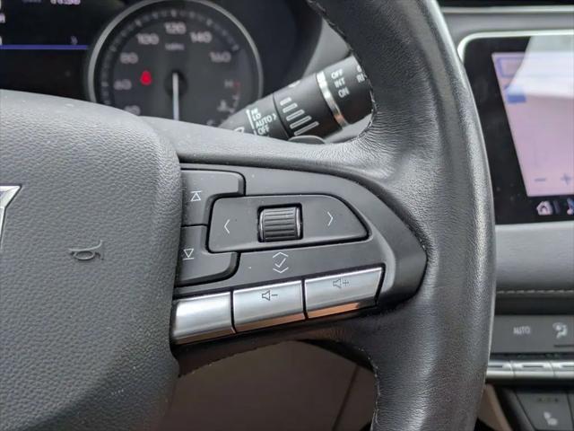 2023 Cadillac XT4 FWD Premium Luxury