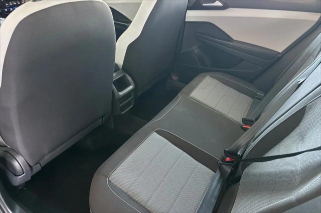 2025 Volkswagen Taos 1.5T S