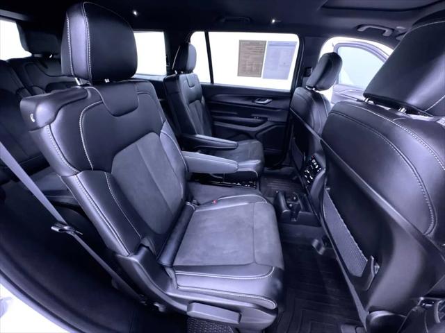 2025 Jeep Grand Cherokee L Altitude X 4x4