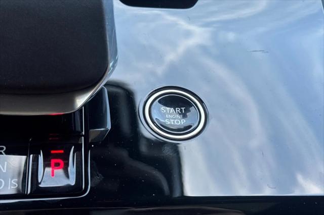 2026 Land Rover Range Rover Sport P360 SE