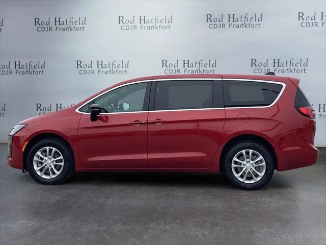 2027 Chrysler Pacifica Select AWD