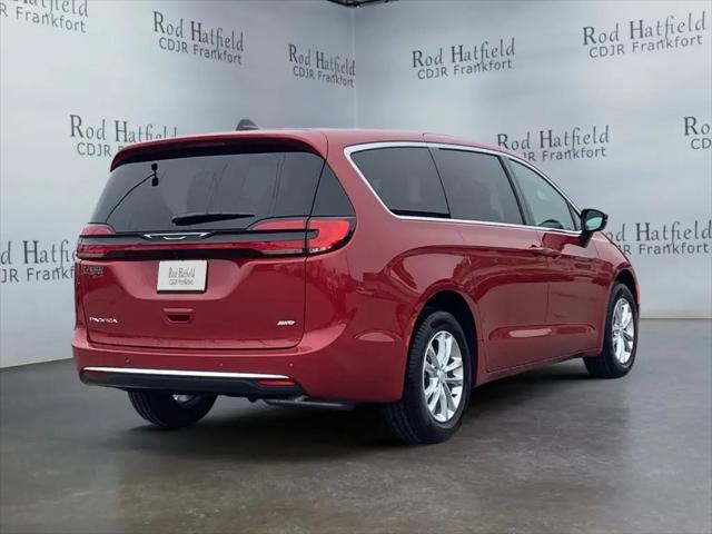 2027 Chrysler Pacifica Select AWD