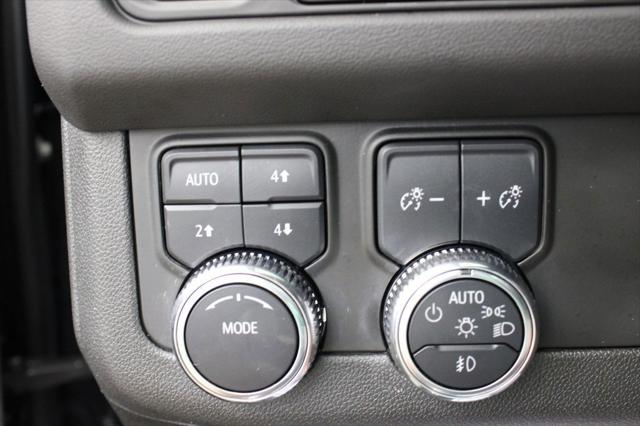 2024 GMC Yukon 4WD AT4