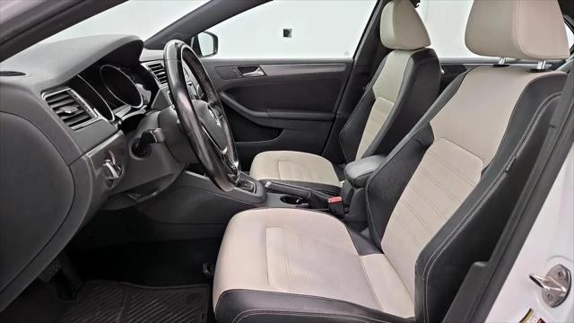 2016 Volkswagen Jetta 1.8T Sport