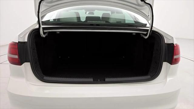 2016 Volkswagen Jetta 1.8T Sport