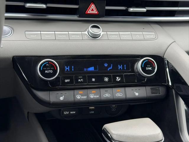 2025 Hyundai Elantra SEL Convenience
