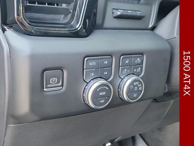 2023 GMC Sierra 1500 4WD Crew Cab Short Box AT4X