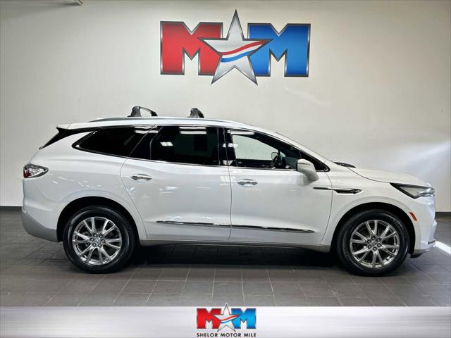 2023 Buick Enclave Essence AWD