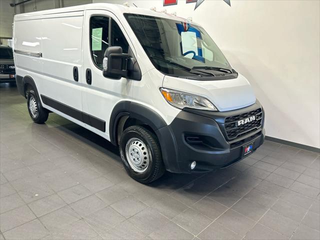 2025 RAM ProMaster 2500 Cargo Van Tradesman Low Roof 136 WB w/Pass Seat 2025 RAM ProMaster 2500 Cargo Van Tradesman Low Roof 136 WB w/Pass Seat