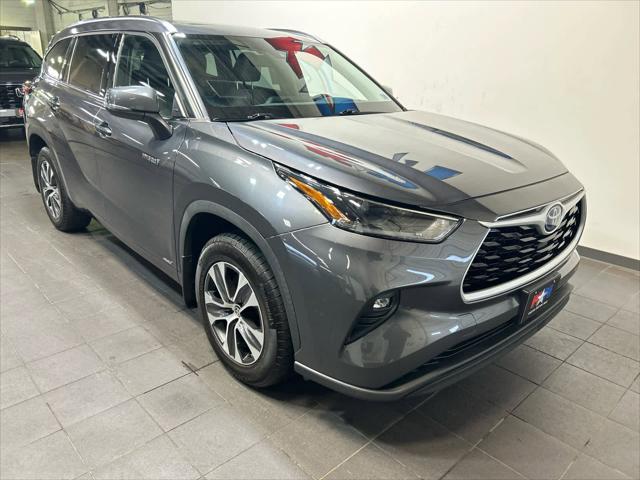 2021 Toyota Highlander Hybrid XLE 2021 Toyota Highlander Hybrid XLE