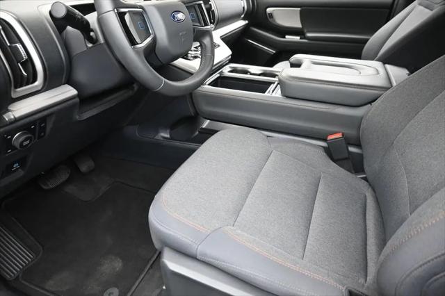 2025 Ford Expedition Active MAX