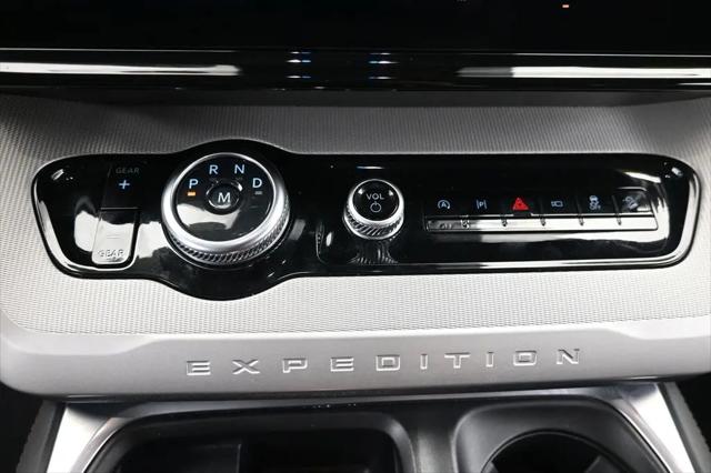 2025 Ford Expedition Active MAX