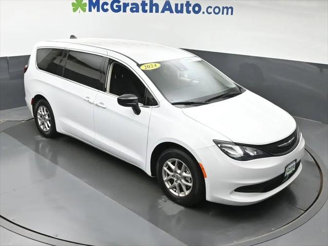 2024 Chrysler Voyager LX
