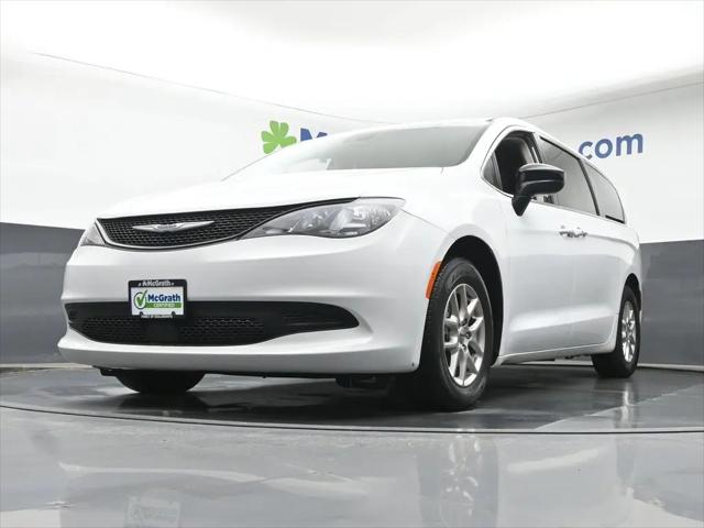 2024 Chrysler Voyager LX