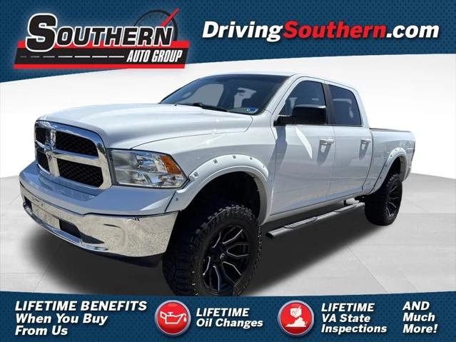 2019 RAM 1500 Classic SLT Crew Cab 4x4 64 Box