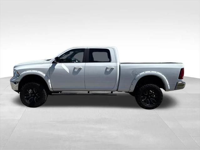 2019 RAM 1500 Classic SLT Crew Cab 4x4 64 Box