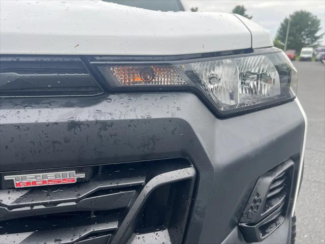 2023 Chevrolet Colorado 4WD Crew Cab Short Box Trail Boss