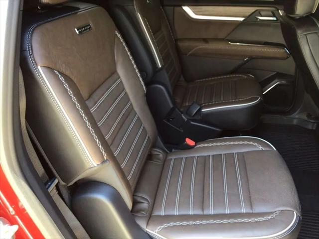 2026 GMC Acadia Denali Ultimate FWD