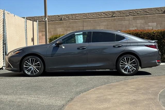 2025 Lexus ES 300h ES 300h