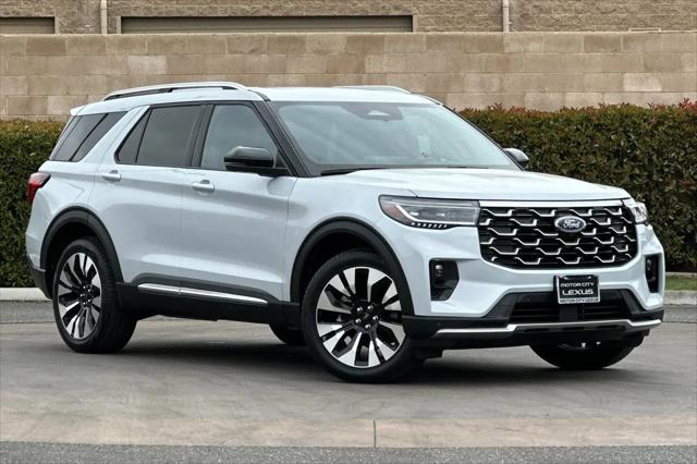 2025 Ford Explorer Platinum