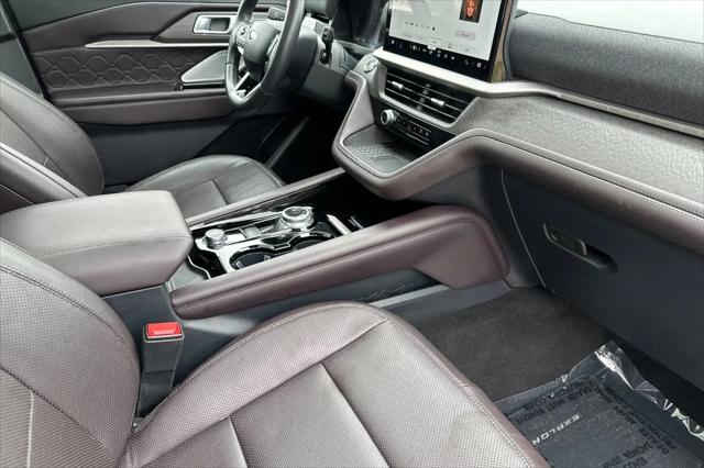 2025 Ford Explorer Platinum
