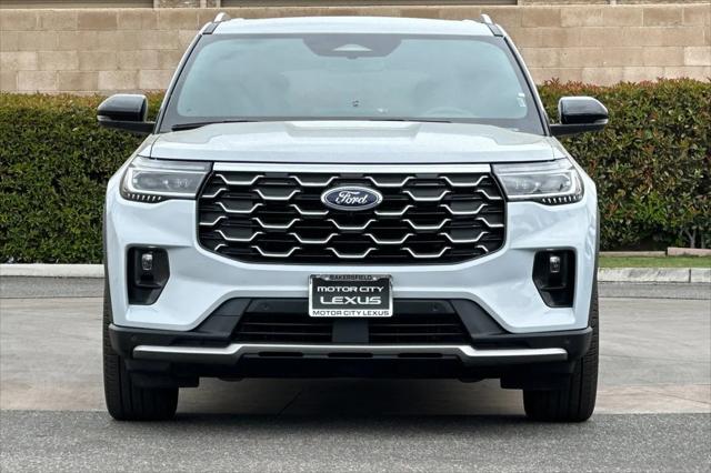 2025 Ford Explorer Platinum