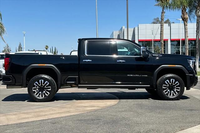 2025 GMC Sierra 2500HD 4WD Crew Cab Standard Bed Denali Ultimate