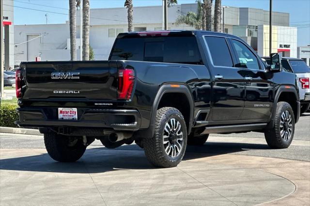 2025 GMC Sierra 2500HD 4WD Crew Cab Standard Bed Denali Ultimate