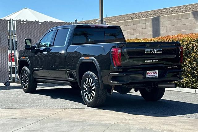 2025 GMC Sierra 2500HD 4WD Crew Cab Standard Bed Denali Ultimate