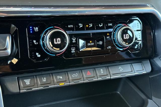 2025 GMC Sierra 2500HD 4WD Crew Cab Standard Bed Denali Ultimate
