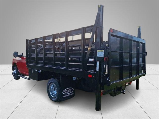 2024 Ram 3500 Chassis Cab Tradesman/SLT