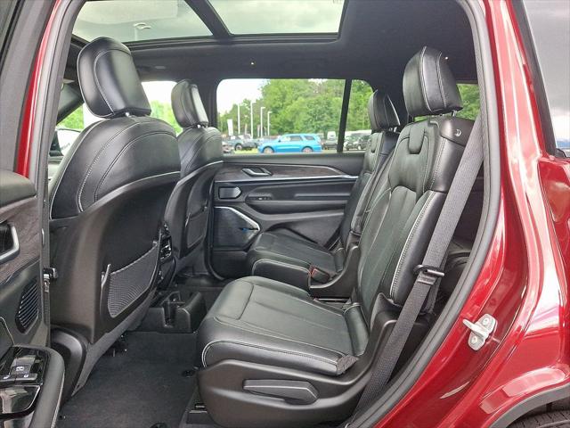 2023 Jeep Grand Cherokee L Overland 4x4