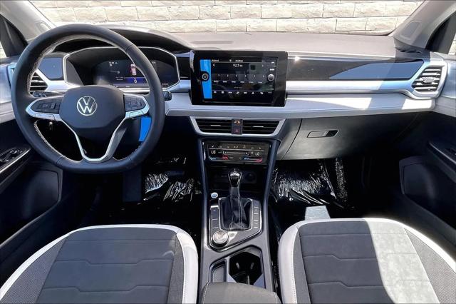 2026 Volkswagen Taos SE