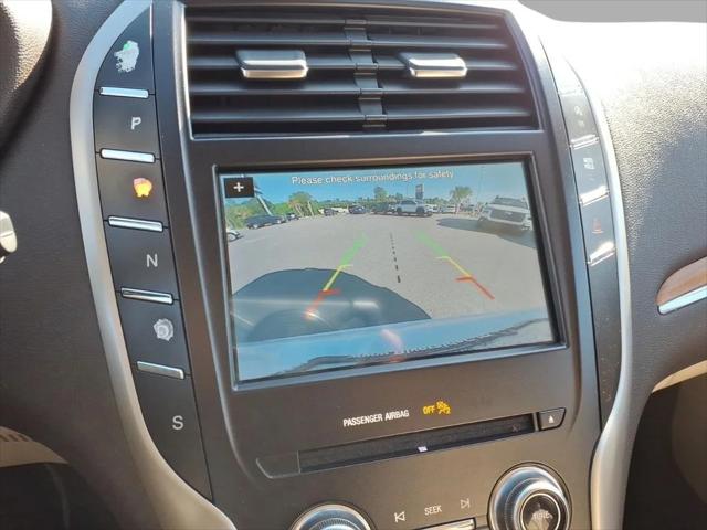 2019 Lincoln MKC Select